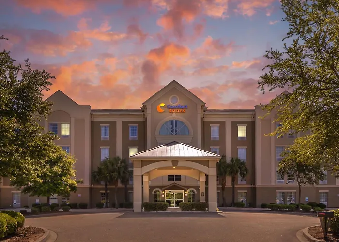 Hotel: Comfort Suites Myrtle Beach Central